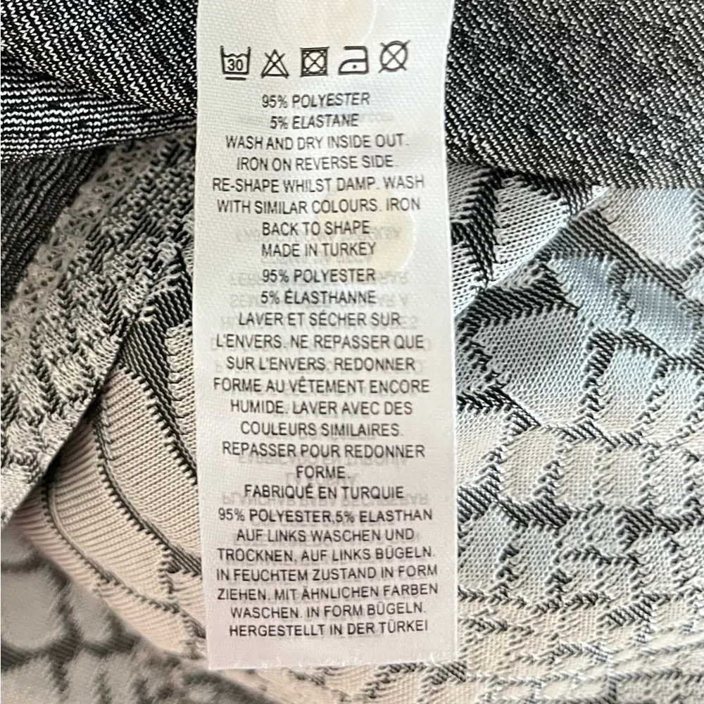 French Connection Long Sleeve Snake Jacquard Dress. - Picture 6 of 11